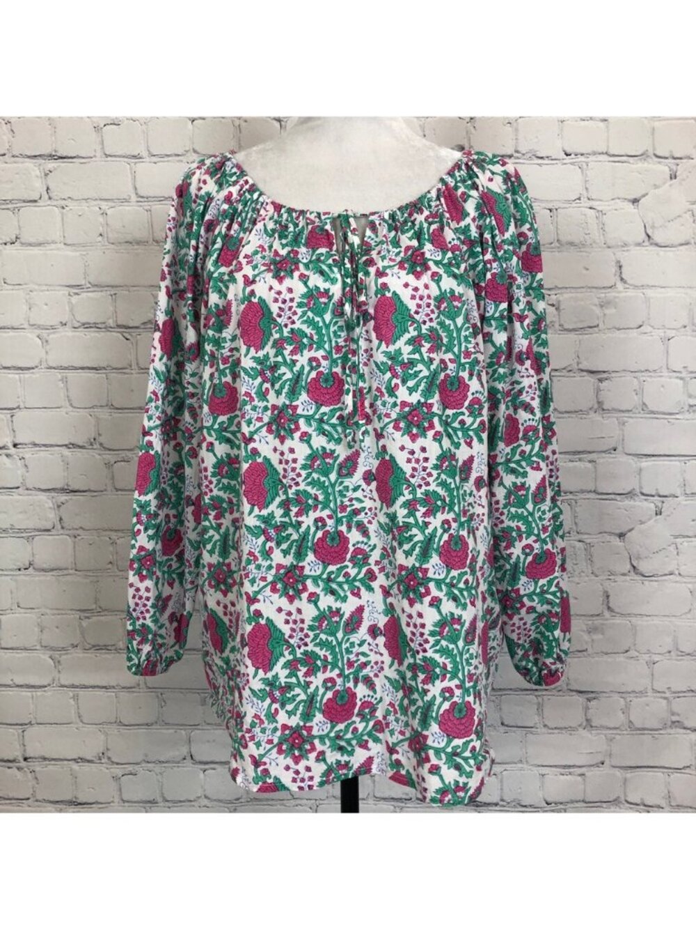 SZ Blockprints Hot Pink Padra Ida Top Size M White Floral